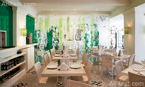 Baby Grand Hotel 17